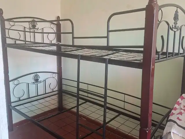 Кровать двухъярусная, Душанбе