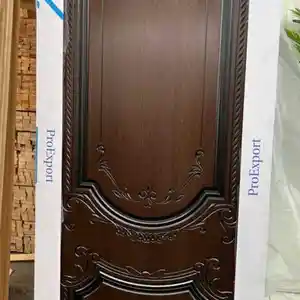 Дверь из Шпона, Душанбе