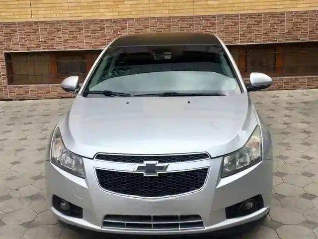 Дверь на Chevrolet, Худжанд
