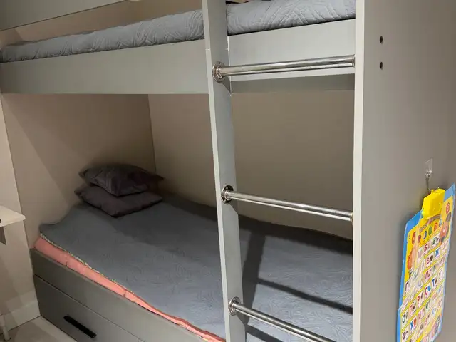 Двухярусная кровать, Душанбе