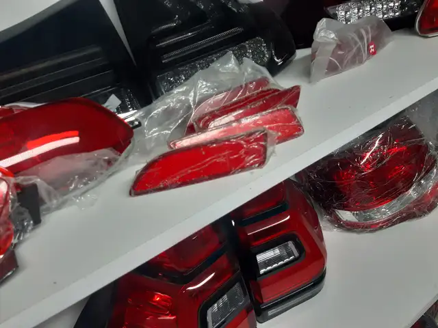 Катафот на задний бампер на Toyota Corolla 3, Душанбе