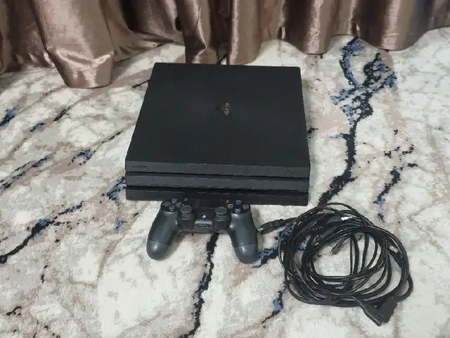 Игровая приставка Sony ps4 pro version, Худжанд