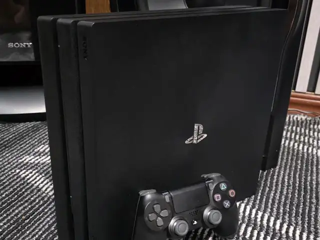 Игровая приставка PlayStation 4 Pro 1Tb 29 Игры, Хуҷанд