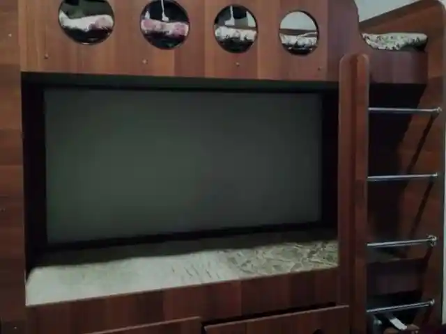 Двухъярусная кровать, Душанбе