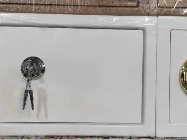 Сейф 25к, Душанбе