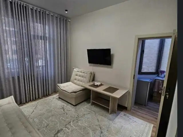 2-комн. квартира, 2 этаж, 50м², 18 мкр, Худжанд