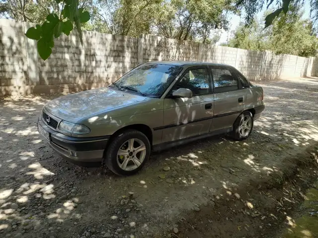Opel Astra F
