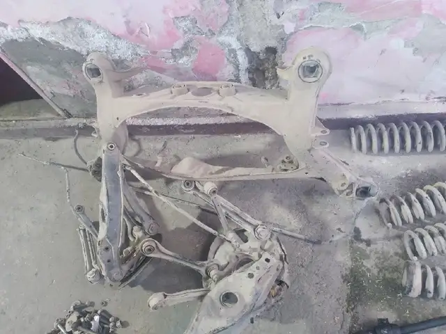 Подвеска от Mercedes-Benz W124, Хуҷанд
