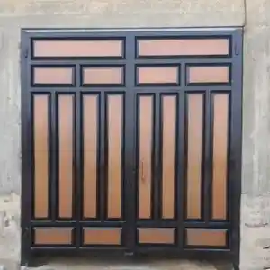 Дарвозаи оҳанин, Худжанд