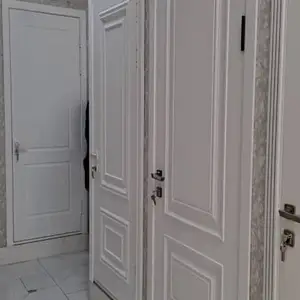 Дверь, Душанбе