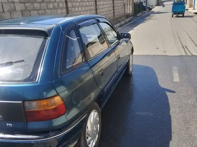 Opel Astra F