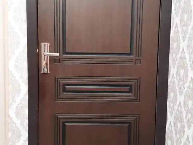 Дверь, Душанбе