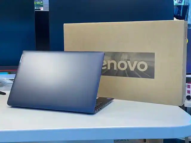 Ноутбук Lenovo Celeron 8/SSD256GB, Худжанд