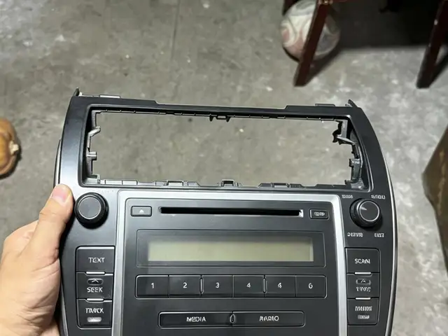 Штатная магнитола на Toyota Camry, Душанбе