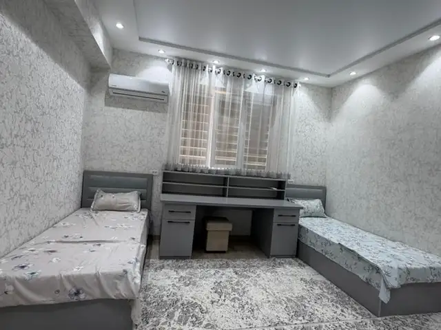 3-комн. квартира, Цокольный этаж, 100м², 19мкр, Худжанд
