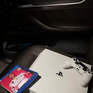 Игровая приставка Sony Playstation 4 Pro,1 tb, Хуҷанд