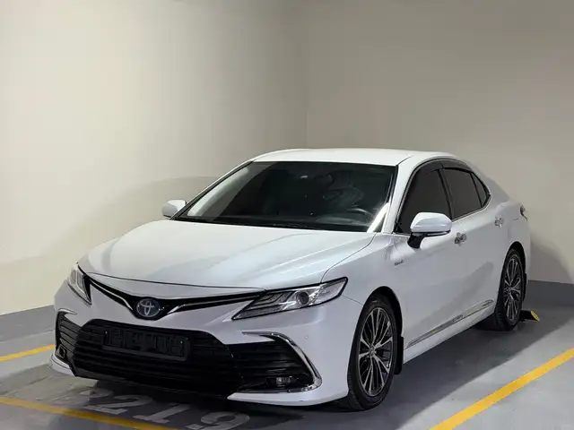 Toyota Camry, 2018, Душанбе - 6