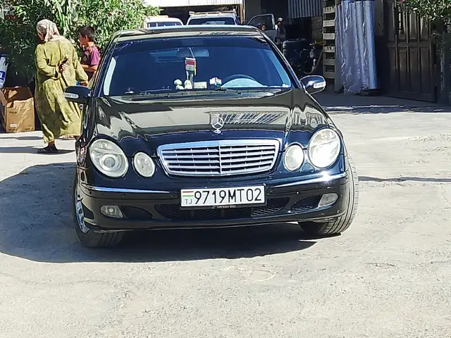 Mercedes-Benz E class