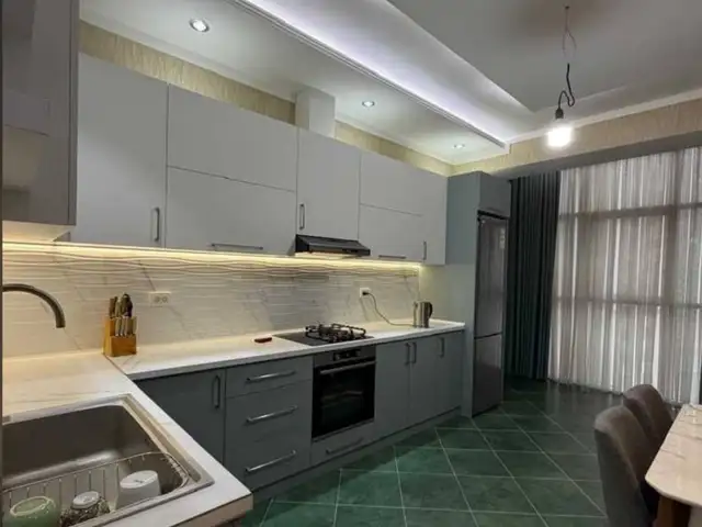 2-комн. квартира, 9 этаж, 98 м², Ашан, Душанбе