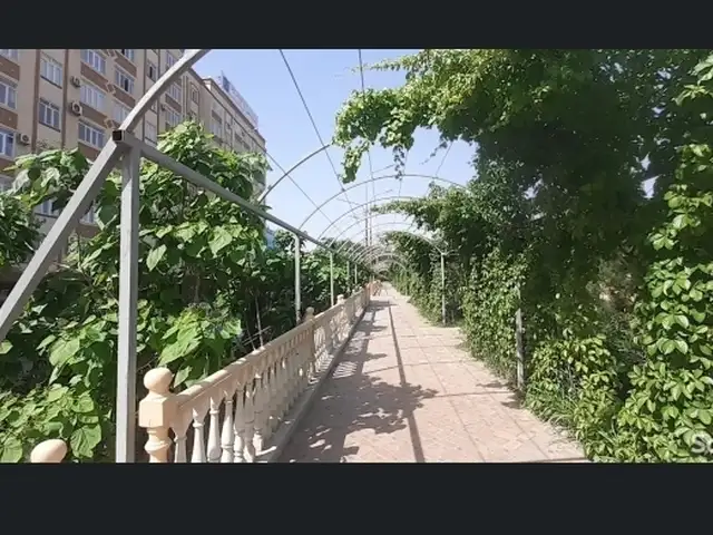 1-комн. квартира, Цокольный этаж, 53 м², 18мкр, Хуҷанд