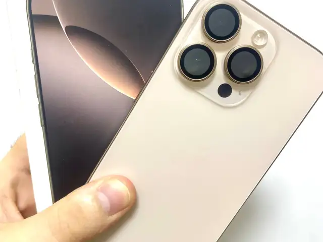 Apple iPhone 16 Pro, 256 gb, Desert Titanium, Душанбе