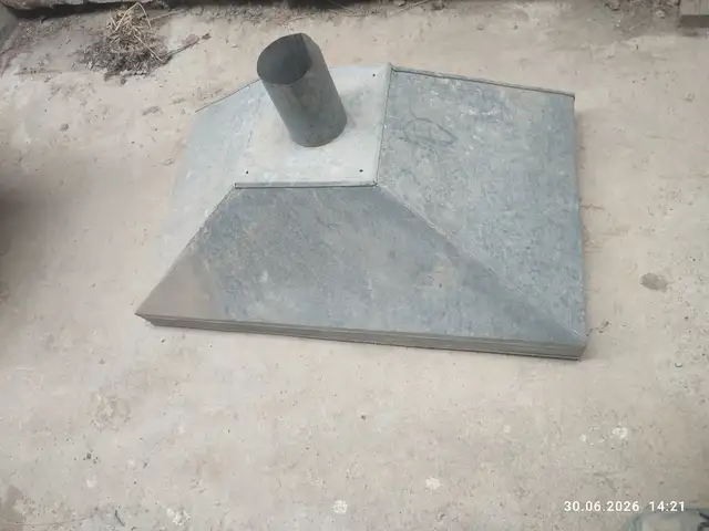 Зонтик, Бобоҷон Ғафуров