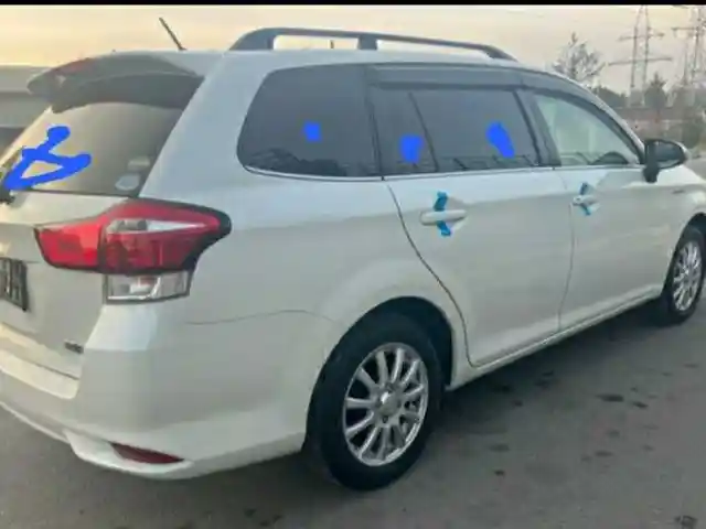 Задние нетонированные стекла от Toyota Fielder 2013-2017, Душанбе