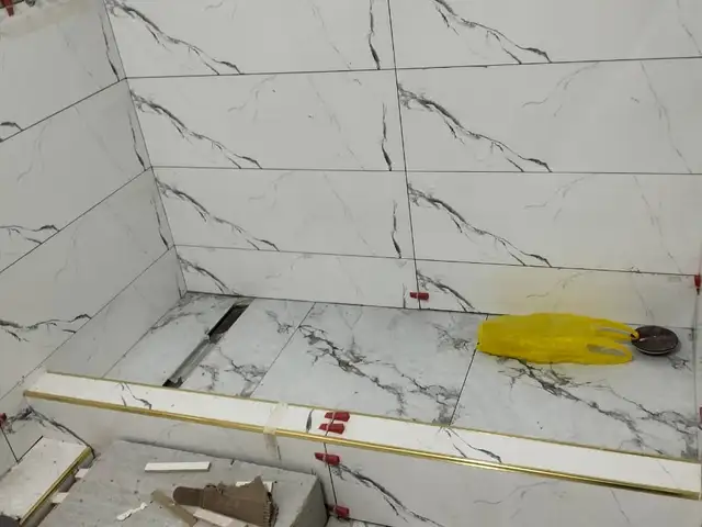 Хизматрасони устои кафель, Душанбе
