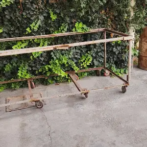 Ящик с роликом, Худжанд