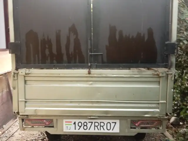 Бортовой автомобиль , 2010, Душанбе