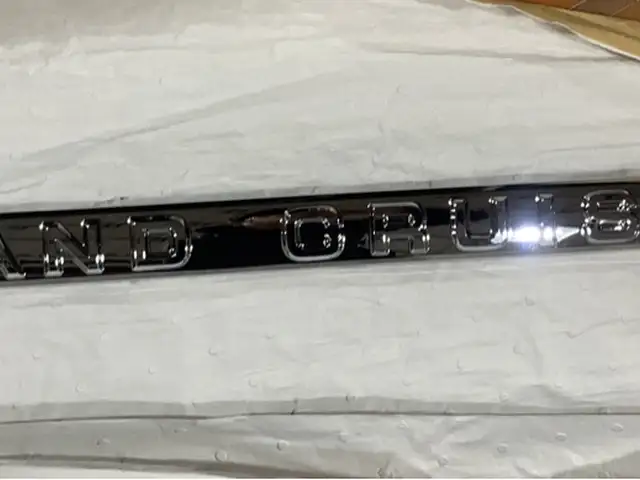 Молдинг крышки багажника Toyota Land Cruiser lc200 2015-2021 оригинал, Душанбе