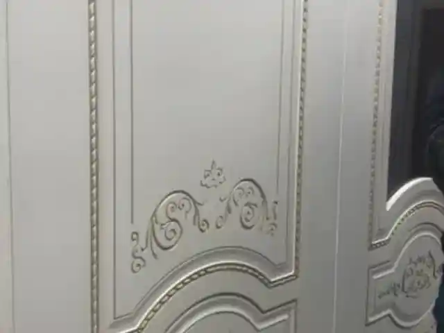 Дверь, Душанбе