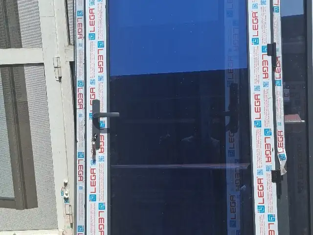 Дверь, Душанбе