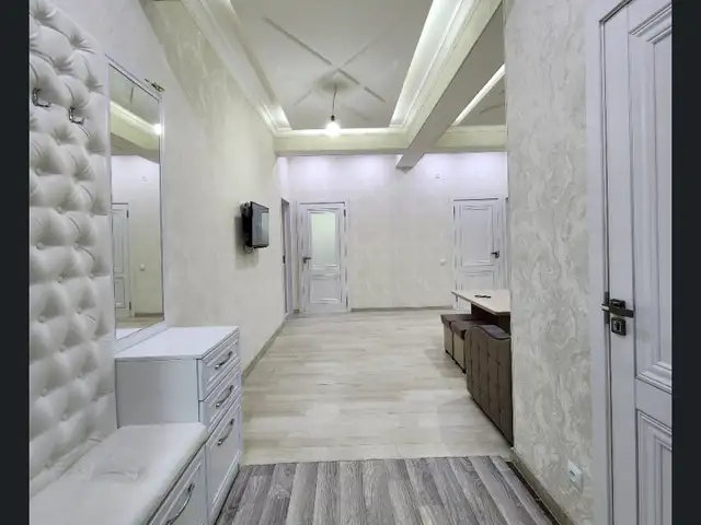 3-комн. квартира, 3 этаж, 98м², шёлкокомбинат, Хуҷанд