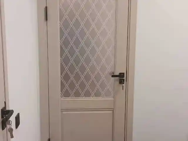Дверь, Душанбе