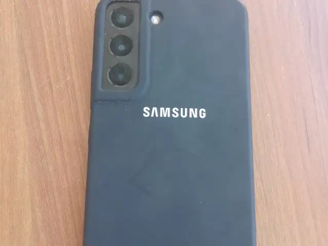 Samsung Galaxy S22, Канибадам