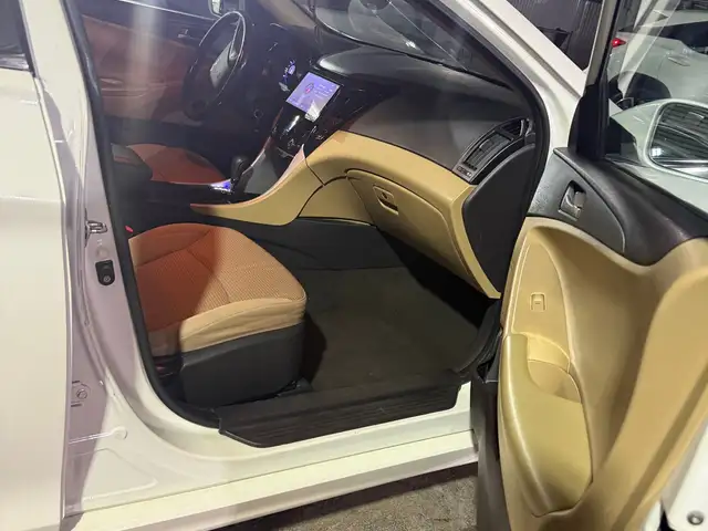 Hyundai Sonata, 2011, Душанбе - 10
