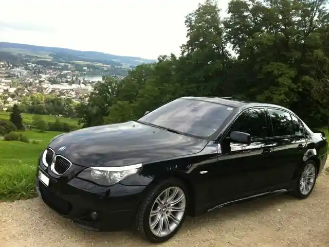 Крыло BMW e60, Хуҷанд