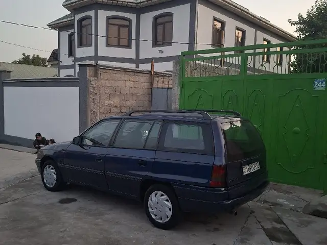 Opel Astra F
