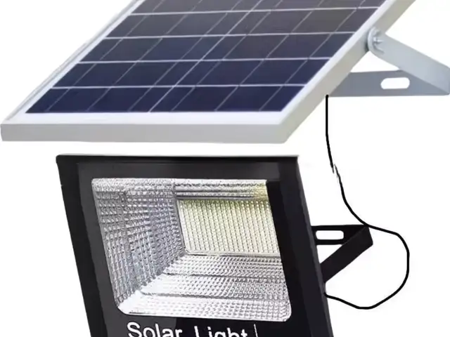 Уличный LED-прожектор с выносной солнечной панелью Solar Light, Душанбе