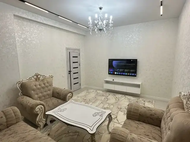 3-комн. квартира, 3 этаж, 100м², Унвермаг, Хуҷанд