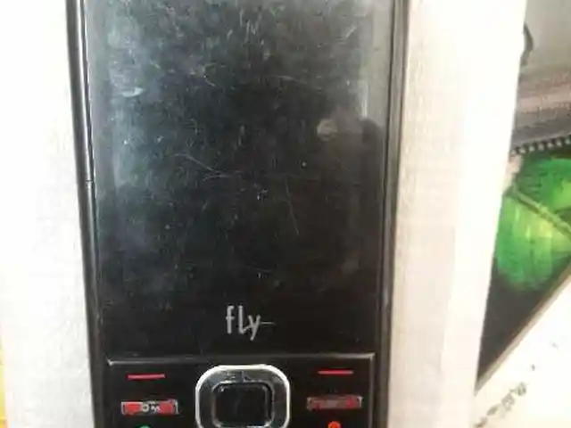 Телефон Fly на запчасти, Душанбе