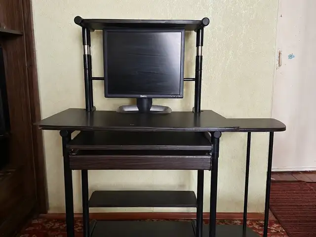 Компьютерный стол, Хуҷанд