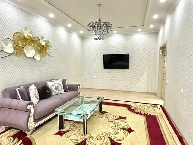 3-комн. квартира, 10 этаж, 110м², Шохмансур Ватан, Душанбе