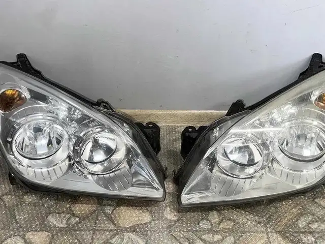 Передний фар от Opel Astra H, Худжанд