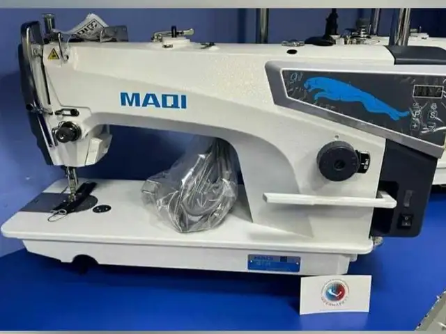 Мошинаи дузандаги MAQI Q1, Душанбе