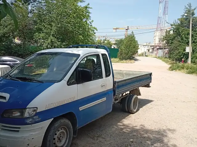 Бортовой автомобиль Hyundai Libero, 2000, Душанбе