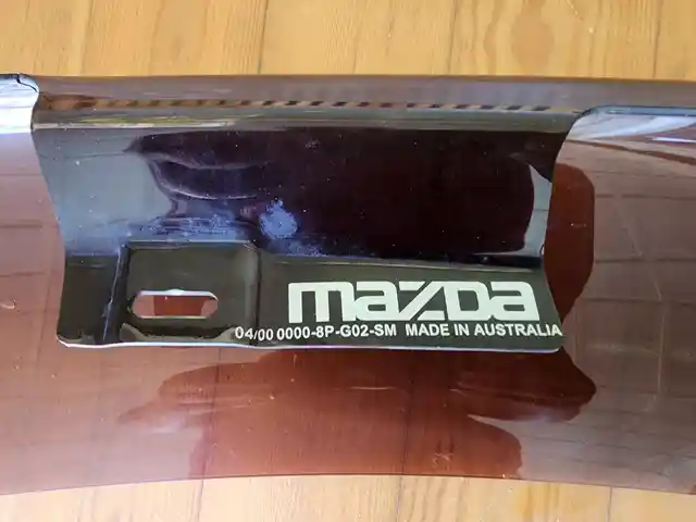 Дефлектор от Mazda, Худжанд