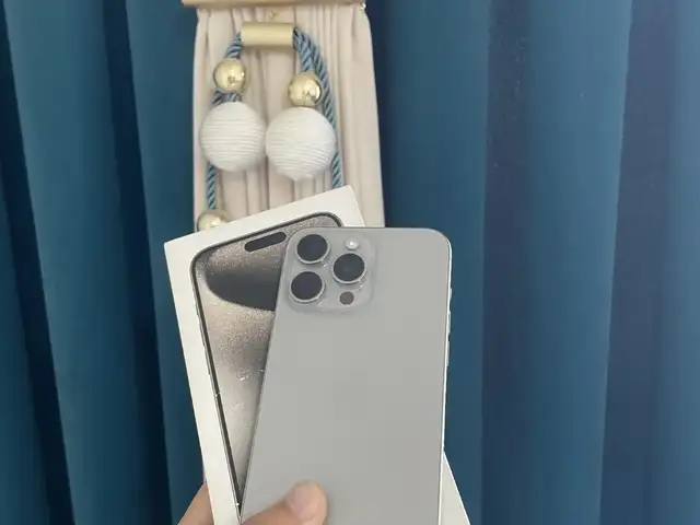 Apple iPhone 15 Pro Max, 256 gb, Natural Titanium, Душанбе