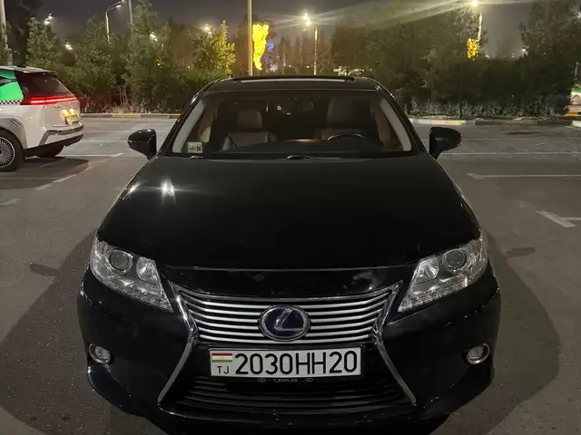 Lexus ES series